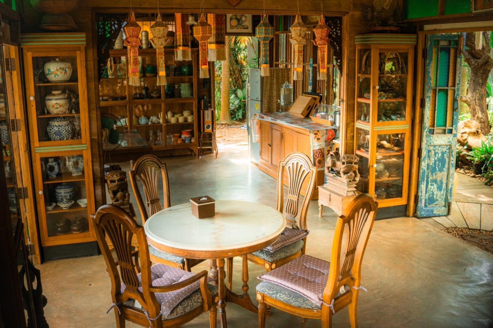 Huen San Fang Hotel โรงแรมเฮือนแสนฝาง Extérieur photo